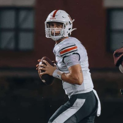 Baller: <a href="/tyldavis7/">Ty Davis</a> JUCO QB 6'3 196. C/O 2024. DEC Grad. <a href="/LetsGoICC/">ICC Athletics</a> HL hudl.com/video/3/200180…