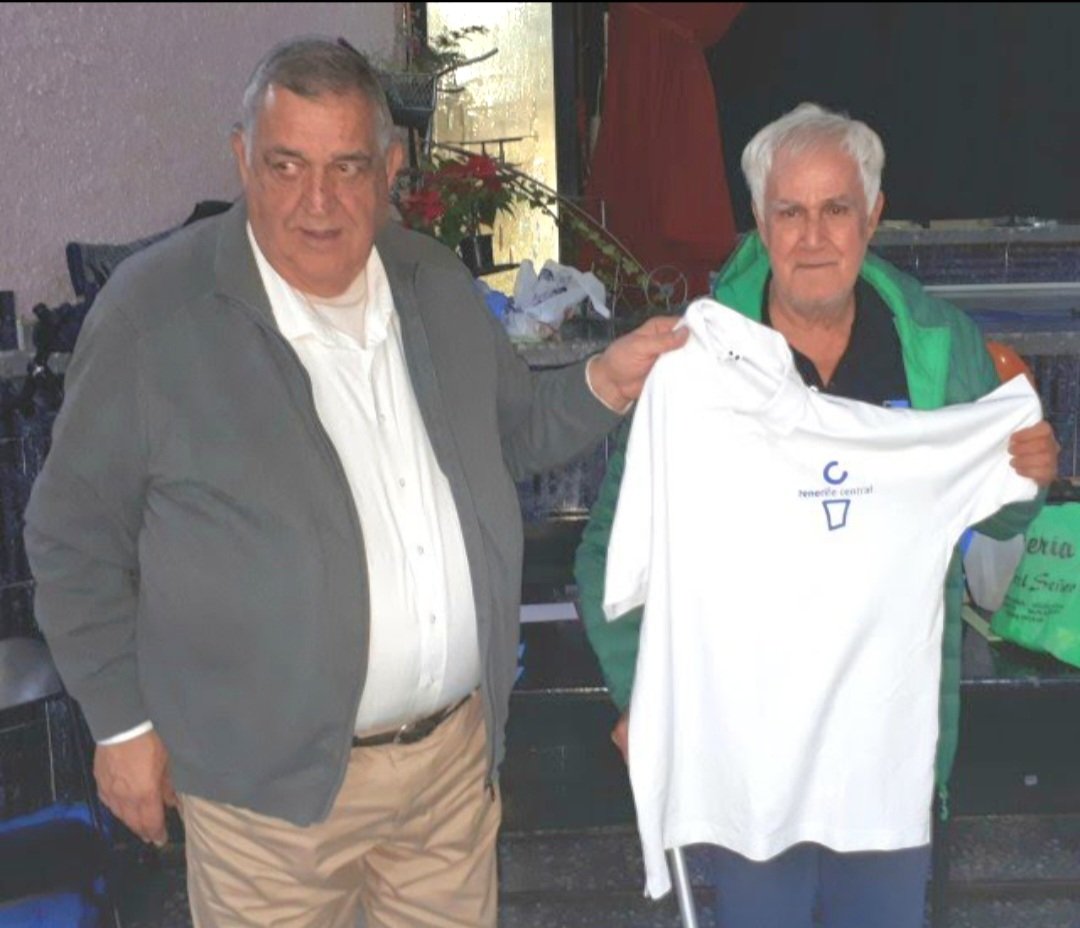⚫ Desde el Club Baloncesto Tenerife Central lamentamos profundamente la pérdida de Paco Chinea y enviamos nuestro más sentido pésame a sus familiares y allegados, así como al Club Baloncesto Unelco, del que fue presidente y posteriormente presidente de honor.