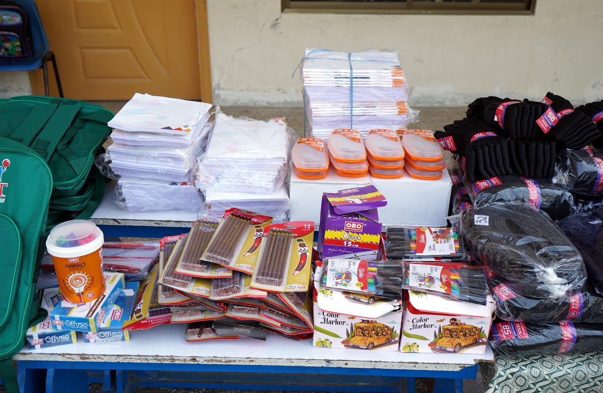 SDK_CD's tweet image. 1/2;

KORT in partnership with One Nation UK continues its steadfast commitment to enhancing education in AJK. 

As part of the &quot;Education for All AJK&quot; project, we recently distributed essential educational resource at the Govt. Boys Primary Schools in Mawa, Islamgarh, AJK.