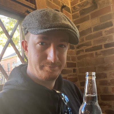 TravisHyll's tweet photo. #NewProfilePic https://t.co/KkK972UVFi