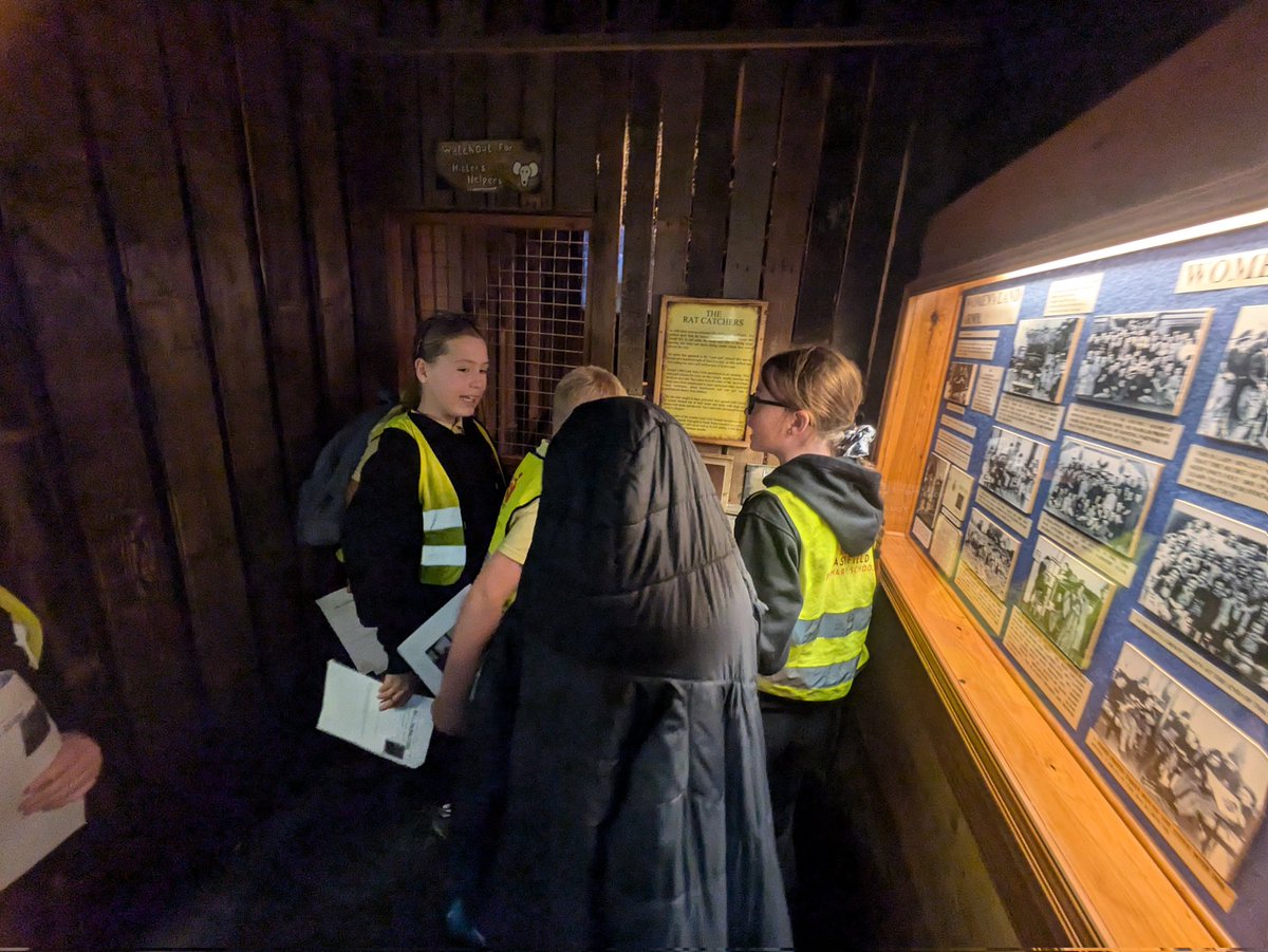 EastfieldPSHull's tweet image. #6CW had a great time at Eden Camp! 🪖 #EPSHistory