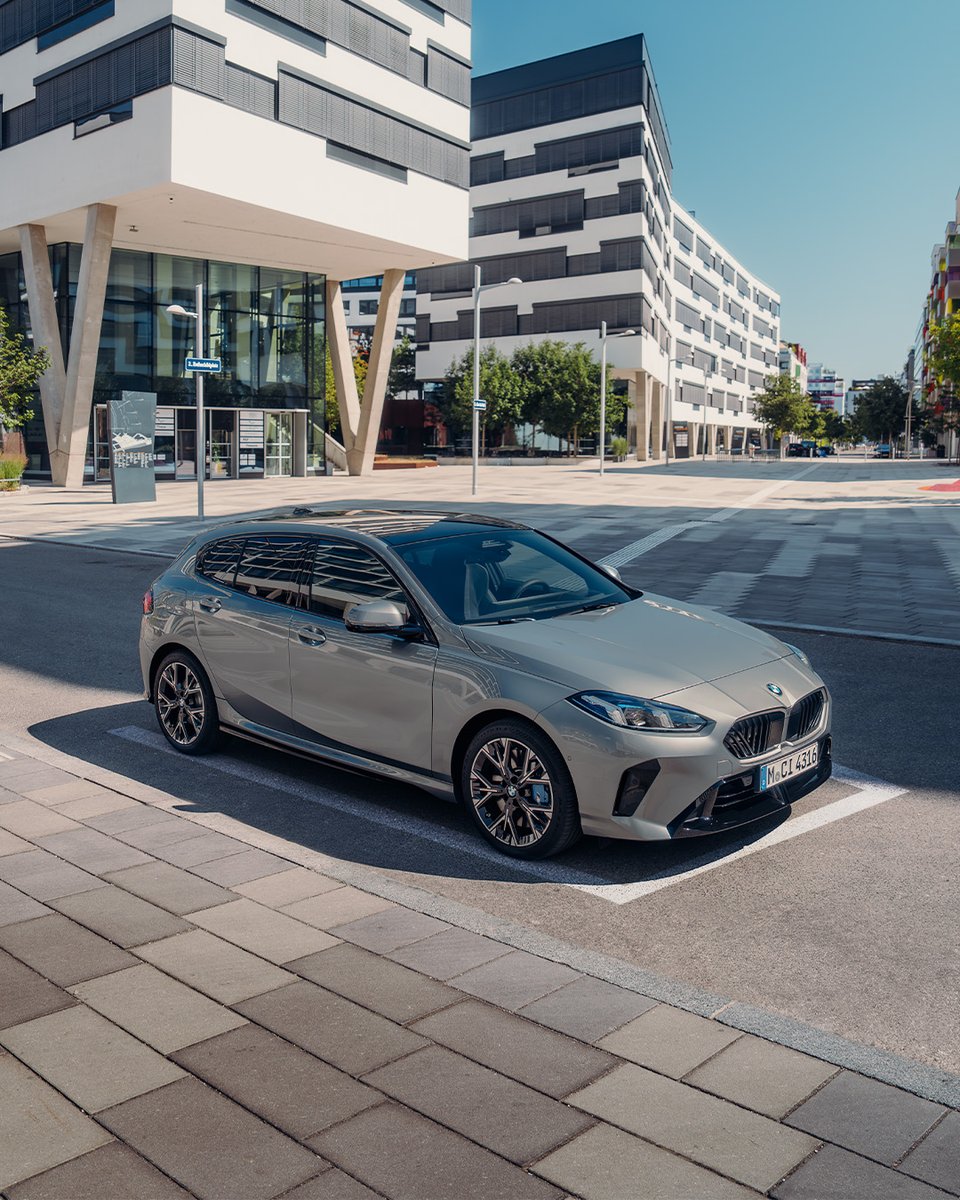 LloydBMW's tweet photo. Turning heads, even when parked. 

Explore the possibilities that lie ahead with the new BMW 1 Series: https://t.co/j6oC5Gt6Jh

#BMW #THENEW1 #THE1 #BMW1Series #LloydBMW https://t.co/u59A9ZeEyC