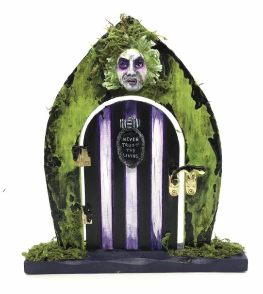 BoxedUpcreates's tweet image. Absolutely thrilled that one door was so well received that the buyer ordered another one 9 MINS! after the first one was delivered #Beetlejuice #etsygifts #Christmas #boxedup #giftideas #Halloween #CraftBizParty #shopindie