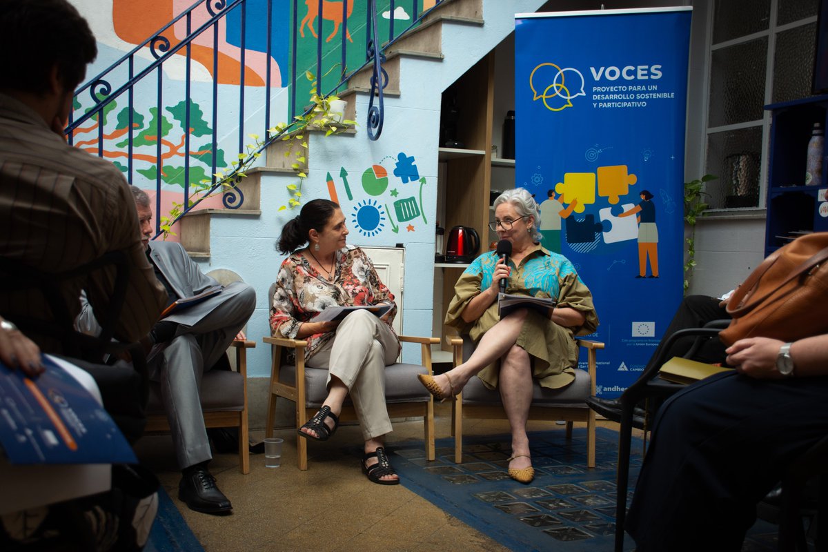Junto a @UEenArg <a href="/unsamoficial/">Universidad Nacional de San Martín</a> y <a href="/fcdemocratico/">Fundación Cambio Democrático</a>, participamos ayer del evento Gobernanza de las Industrias Extractivas, donde se relataron los alcances de VOCES, un proyecto de diálogo y colaboración multisectorial en torno a los conflictos socioambientales.