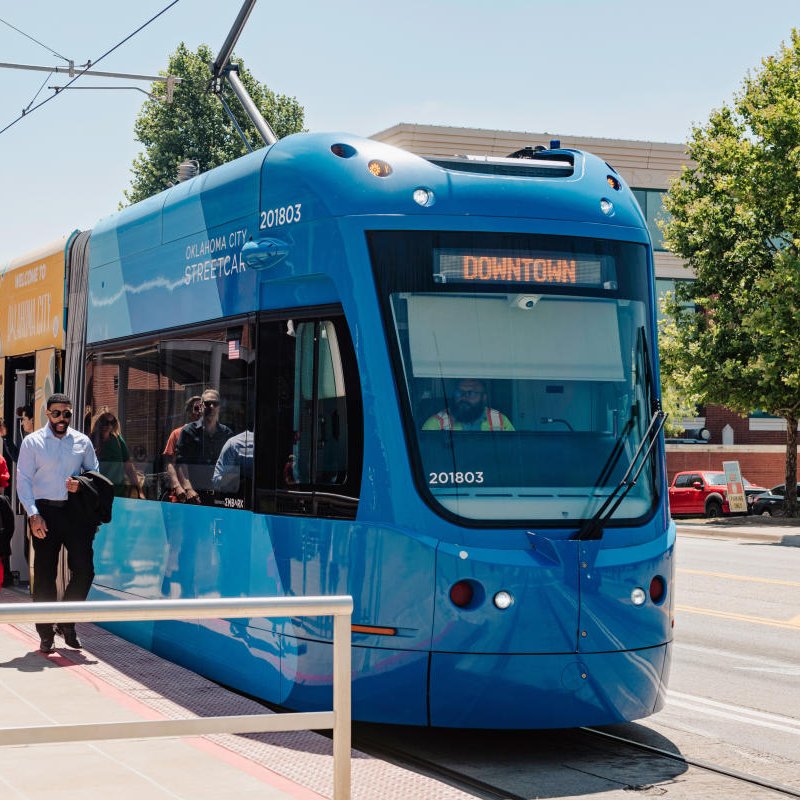 transitmatters's tweet image. 🧐 Did you know our Executive Director Jarred Johnson is from Oklahoma City?

🧵 OKC’s public transportation might not be as robust as Greater Boston&apos;s, but it’s undergoing many improvements!