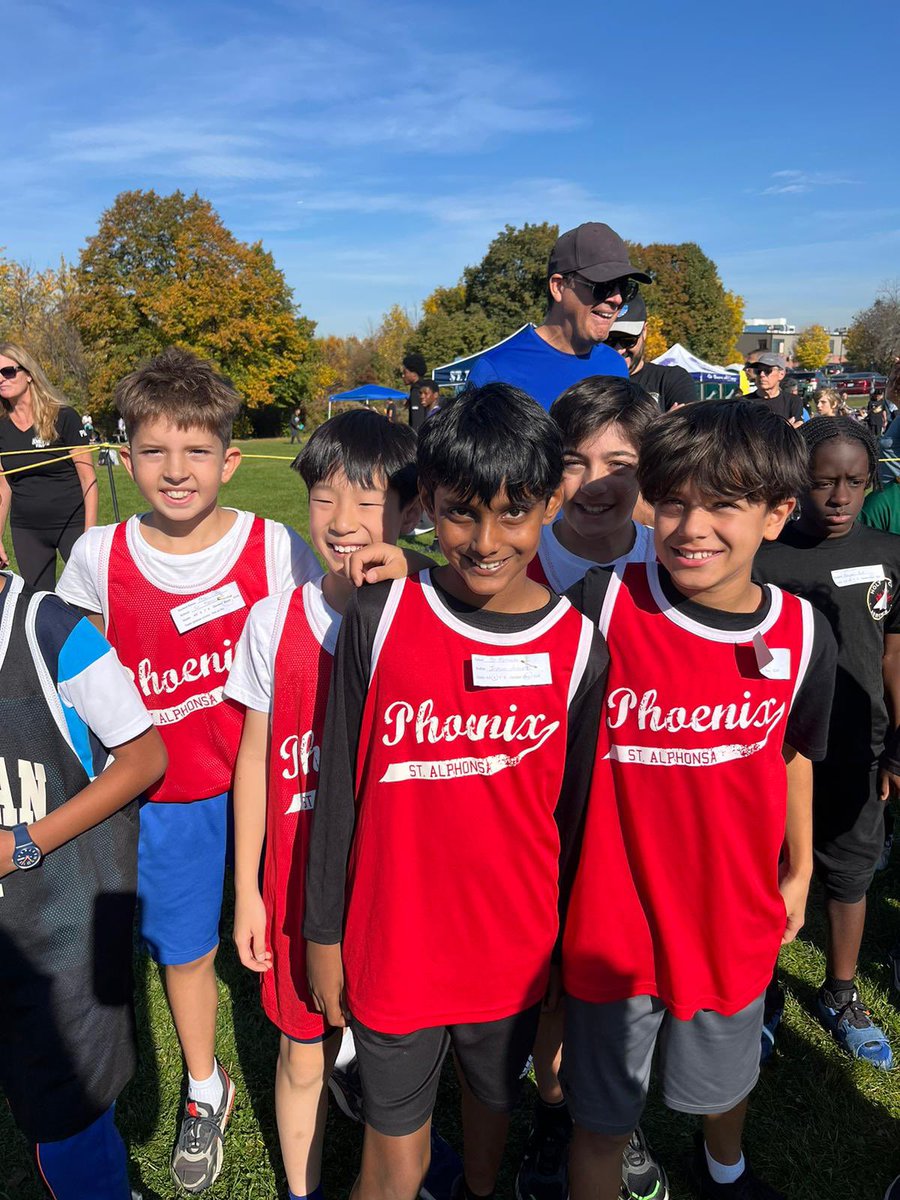 So proud of our runners who ran in the difficult terrain and warm weather.   Way to go Phoenix 🐦‍🔥!!