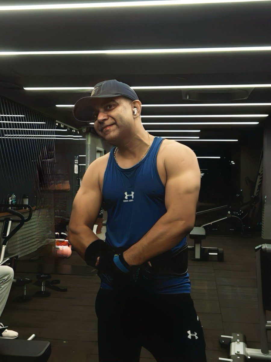NitinSocool's tweet photo. If I train the hardest, run the longest, go beyond what anyone else has the mental determination to do, I will be the winner.Arnold Schwarzenegger
#Gymthreads #bodybuilding #fitness #Gym #Gymrats #fitworld #motivation https://t.co/mQ1RtiuO26