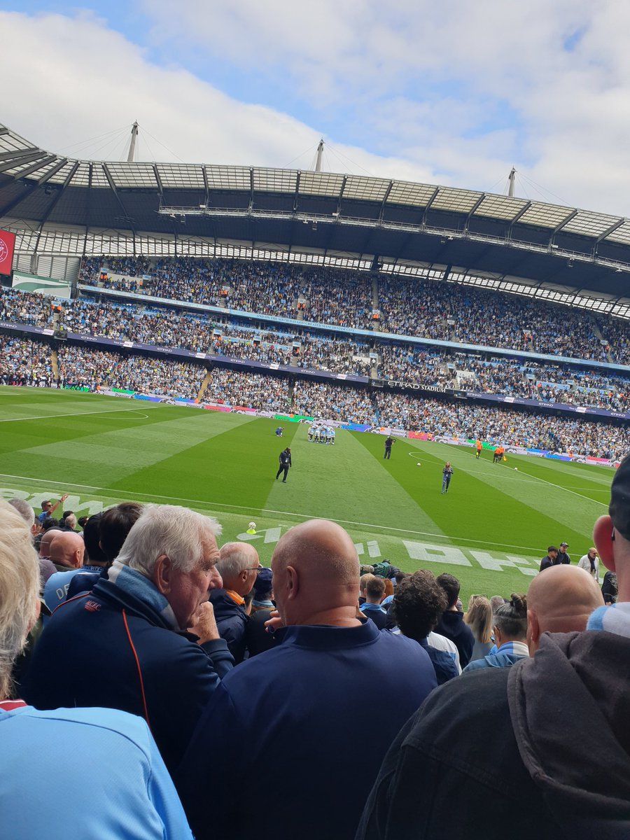 itsbethmoore's tweet image. When I was at my darkest with my mental health, Man City were one of the lights in my life. 

Sometimes it is more than football, only sometimes. 

💙