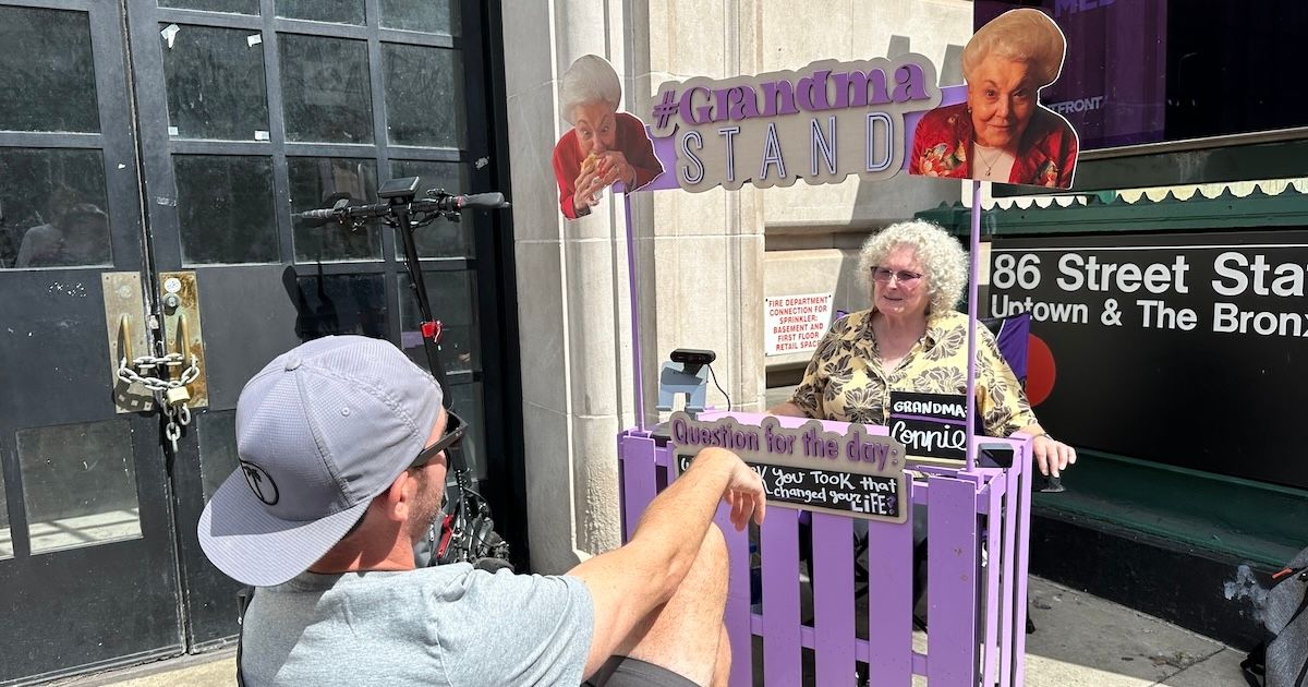 iLoveTheUWS's tweet image. Grandmas on Demand: NYC’s Mobile Advice Stand Returns buff.ly/4hhjuff