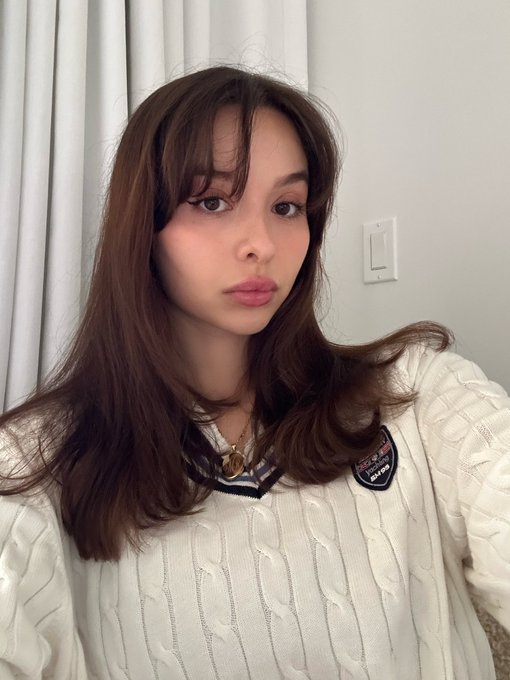 Watch Sophie Mudd 🤎's leaked NSFW photo on TwXstars
