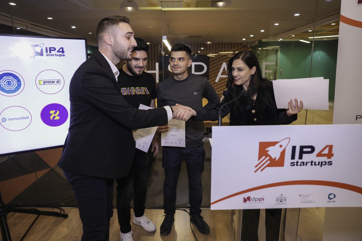 Wrapped up the IP4Startups program, the first-of-its-kind program in Albania to empower startups through Intellectual Property! 🙌 10 startups completed their 2-month journey. Wishing them all the best ahead! 🚀 #IP4Startups #Innovation #StartupAlbania #Swiss #ALSIP #DPPI 🇦🇱 🇨🇭
