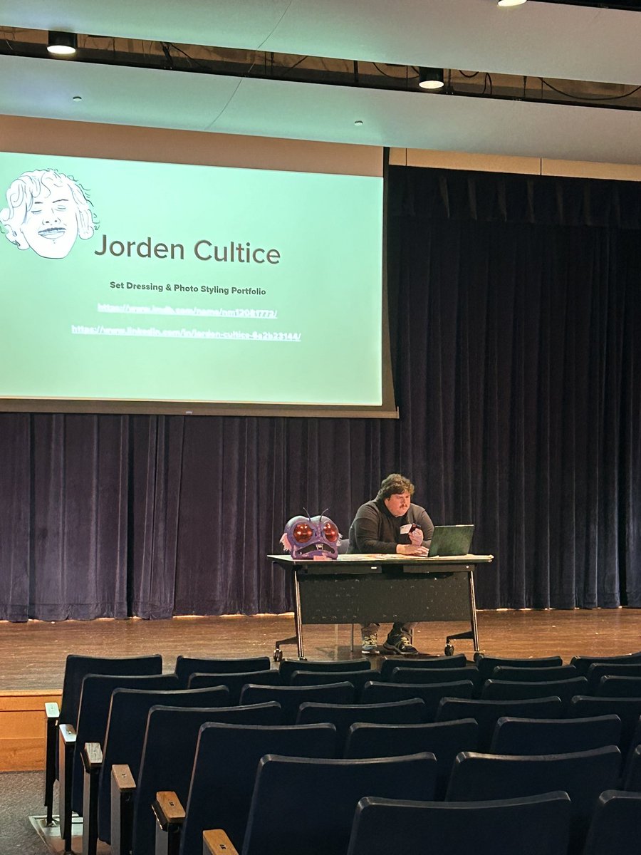 Mrs. Schibler tweet media