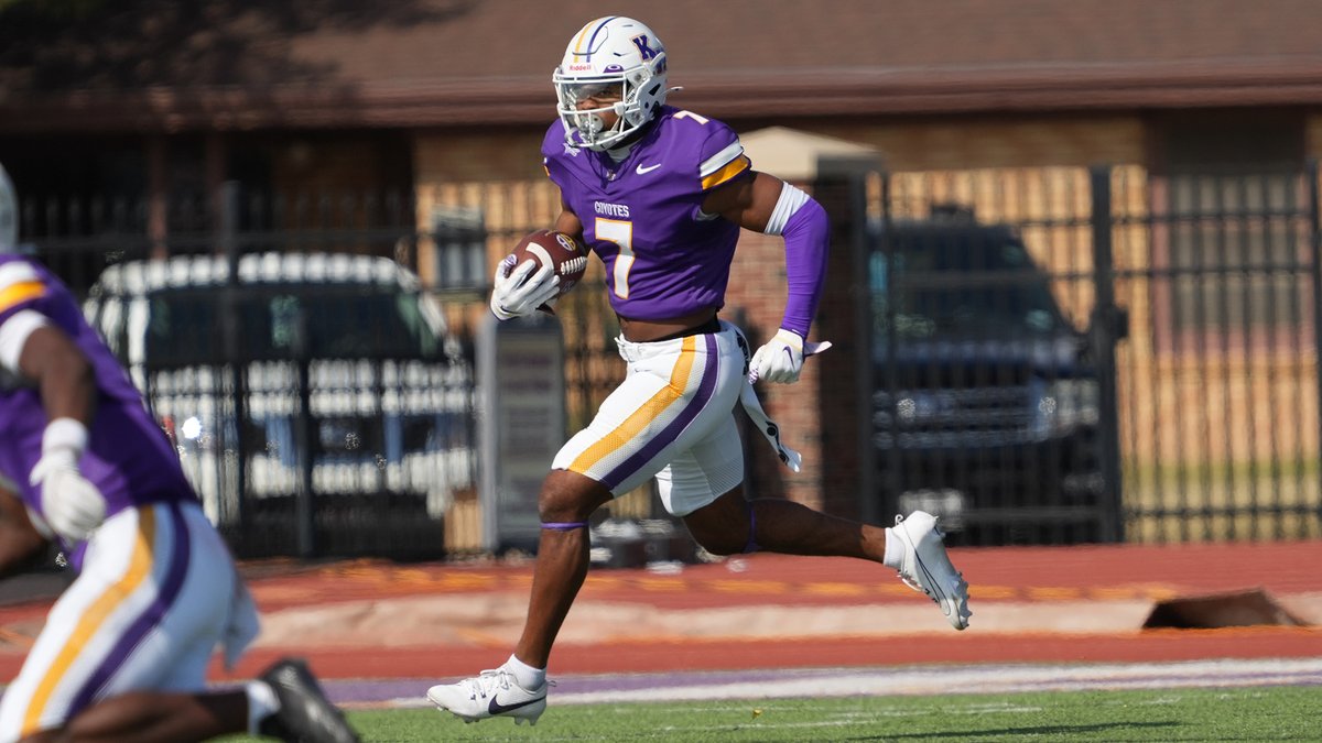 FB | Football heads to Leavenworth on Saturday to face Saint Mary -- kwucoyotes.com/news/2024/10/2…
