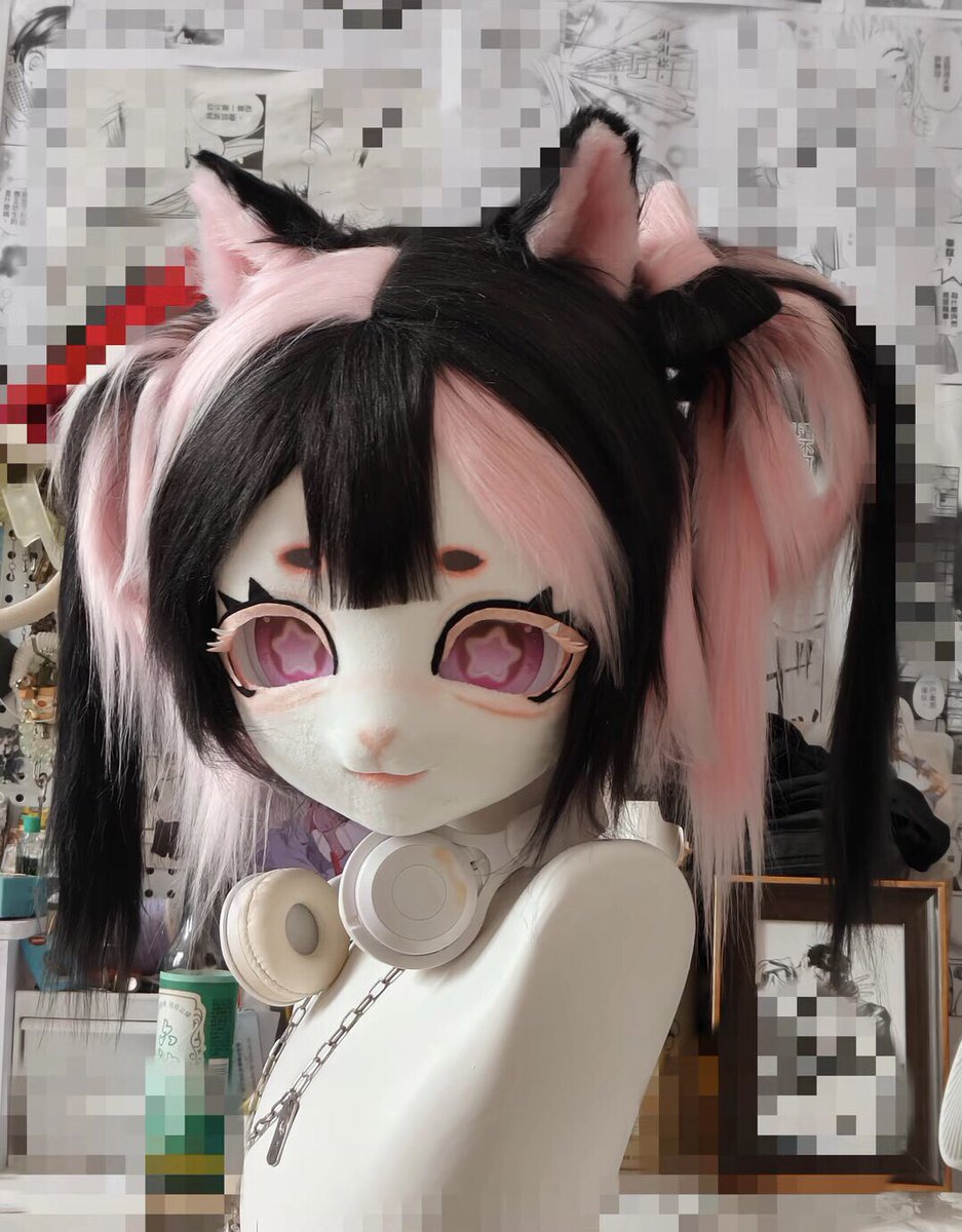 brandendoki's tweet photo. Amazing kitty 🐱style kigsuit 
🐾Fursona+Fursuit +accessories 
🐾customizable details 
🐾free shipping 
🐾DM us to quote 
#kigurumi #kigsuit #fursuit #fursuitcommission #fursuitsale #Fursona #premadefursuit #FurryAdopt #furry #fursuitears https://t.co/MyzUcWQIHK