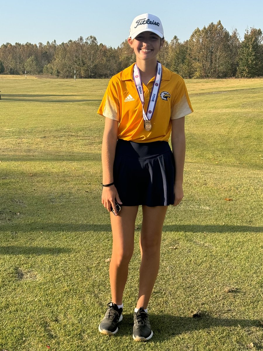 Gabby Vineyard wraps up her freshman year with All-Conference and All-District accolades and now adds ALL-STATE to her successful season, finishing the two day tournament tied for 14th place. Congratulations on a great season!