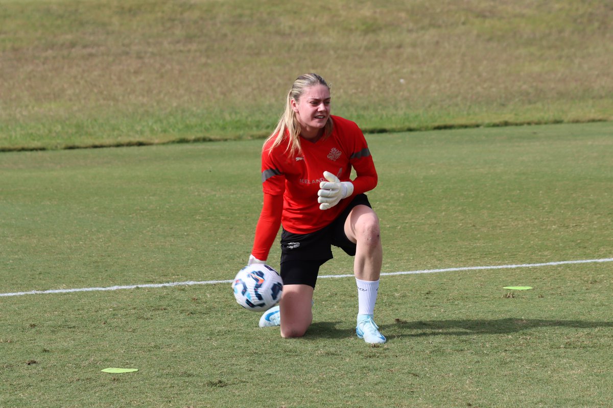 📸 Fyrsta æfing í Austin, Texas, en Ísland mætir Bandaríkjunum þar í borg á fimmtudag.

✅ Our first training done in Austin, Texas.

#viðerumísland