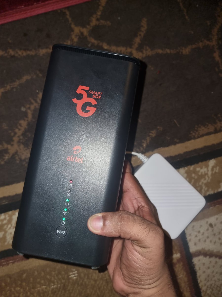 gwarzoaa's tweet photo. I purchased an Airtel router with MSISDN 09120521384 from Jennifer Ameh on October 18, 2024. The router reboots itself around 20 times a day. I contacted Jennifer, who gave me Hallen James' number (07018544524) and Daniel Dauda's number (08022221432), yet no replacement given. https://t.co/WphiWRriGP