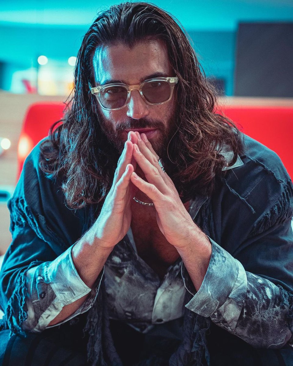 <a href="/SzikoraEva/">Szikora Éva 🍁ViCan7021🍁</a> National Loud Shirt Day
#CanYaman #Sandokan #ElTurco