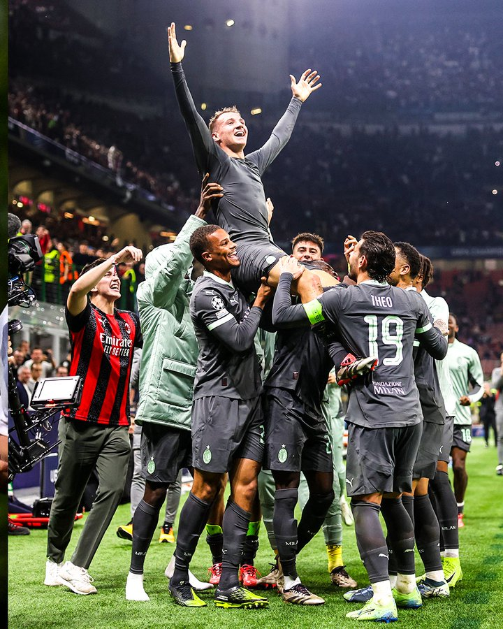 Esta postal está en el corazón de todos los Rossoneri ❤️🖤