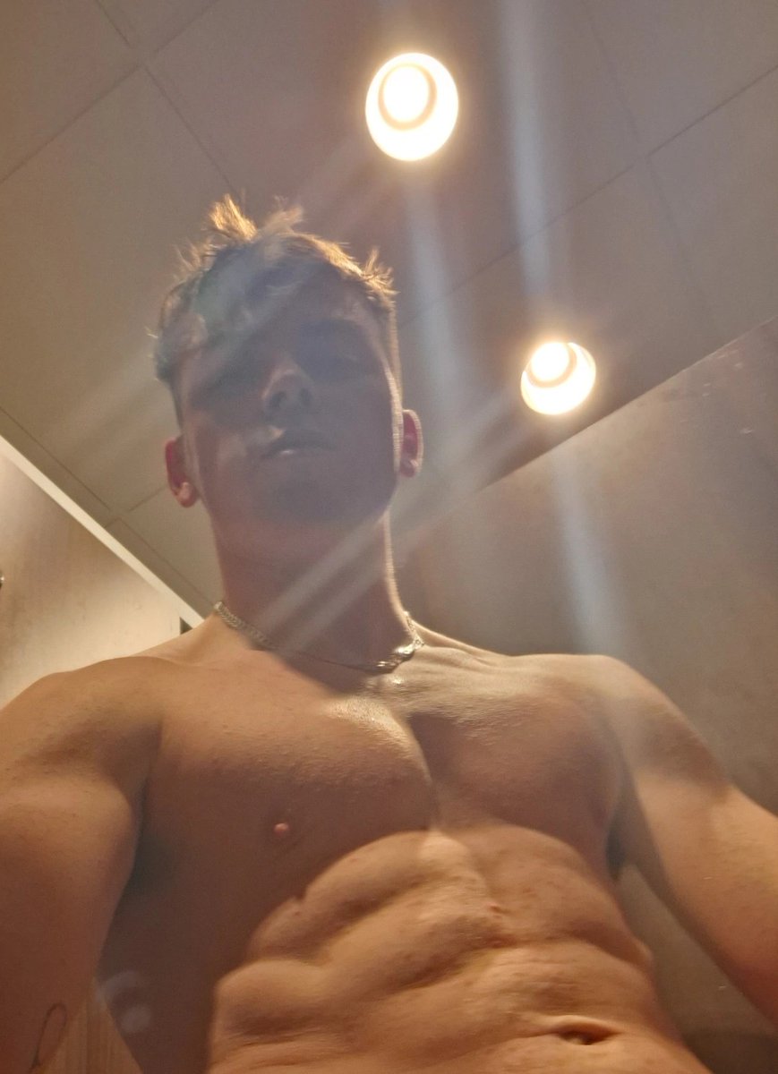 Cozza 🤡 tweet media