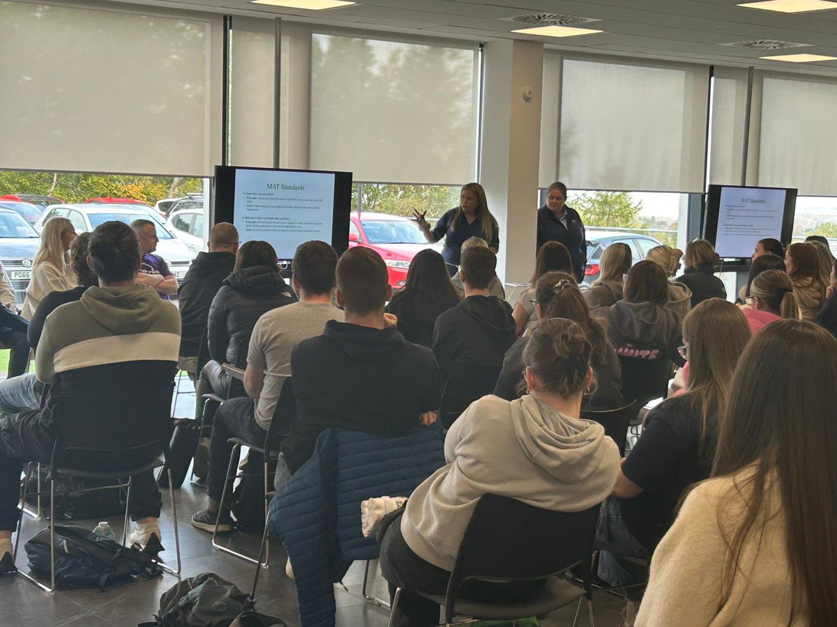 UWS BSc Paramedic Science (@uwsparamedic) on Twitter photo Today our <a href="/UniWestScotland/">UWS</a> Year 1 students had the opportunity to gain a better understanding of how drugs impact our communities. Guests sharing their lived experience with the <a href="/Scotambservice/">Scottish Ambulance</a> <a href="/HarmLeads/">SAS Drug Harm Reduction Leads</a> Drug Harm Reduction Team delivering an excellent session. Thank you all. Today our <a href="/UniWestScotland/">UWS</a> Year 1 students had the opportunity to gain a better understanding of how drugs impact our communities. Guests sharing their lived experience with the <a href="/Scotambservice/">Scottish Ambulance</a> <a href="/HarmLeads/">SAS Drug Harm Reduction Leads</a> Drug Harm Reduction Team delivering an excellent session. Thank you all.