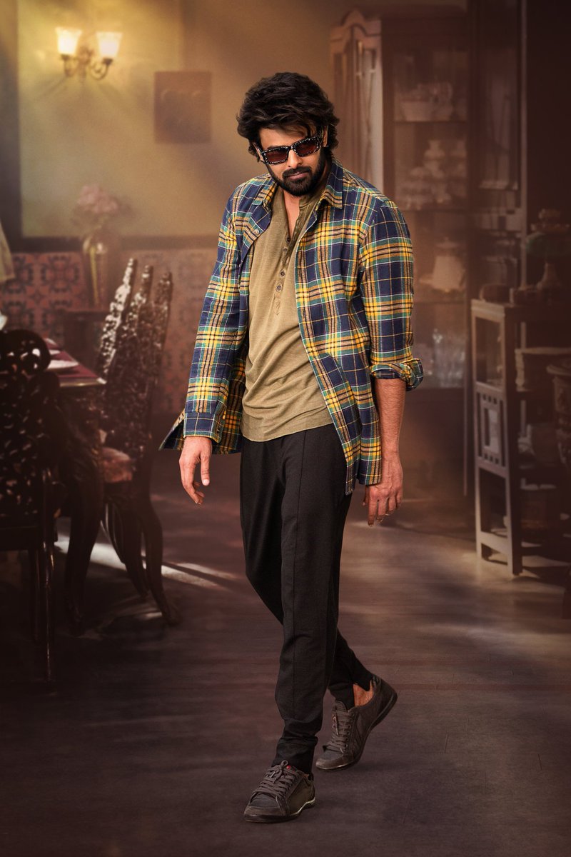 sd_dhakate's tweet photo. Happiest Birthday to the  most handsome and generous person - Our Darling #Prabhas
The person whom I love the most!! 
Janamadin Subhkanshulu Naa Sashwat Prema !! ❤️😘 Stay happy, healthy and handsome as always
#Prabhas #PrabhasBirthdayCelebration #PrabhasBirthday  #PrabhasRaju https://t.co/OlN1fucTWP