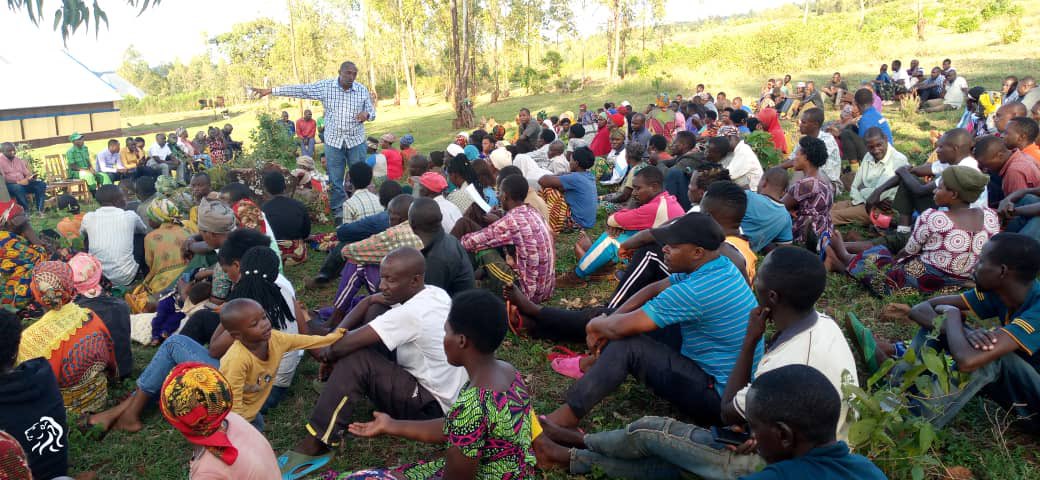 SectorMusaza's tweet photo. Musaza, 22/10/2024,habaye inteko z'abaturage kurwego rw'umurenge yabereye Nganda iyobowe na E/S Musaza Sector Bwana NYAMUTERA Emmanuel ndetse n’umukozi ushinzwe Ejo heza Bwana NTABYERA Emmanuel, twaganiriye kuri gahunda za reta hakirwa ibibazo birakemuka ibindi bihabwa umurongo. https://t.co/Hl2jIgNuUQ