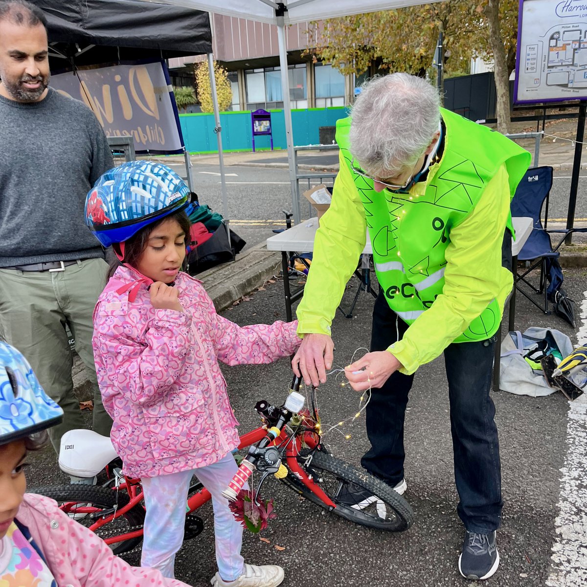 We're getting excited about our #Diwali #children's event this Saturday at Harrow Civic Centre! Free fun, music, food, games; secondhand bike sale. Book: bit.ly/HarrowWheelers… #cycling #kidscycling #DiwaliFestival #HARROW