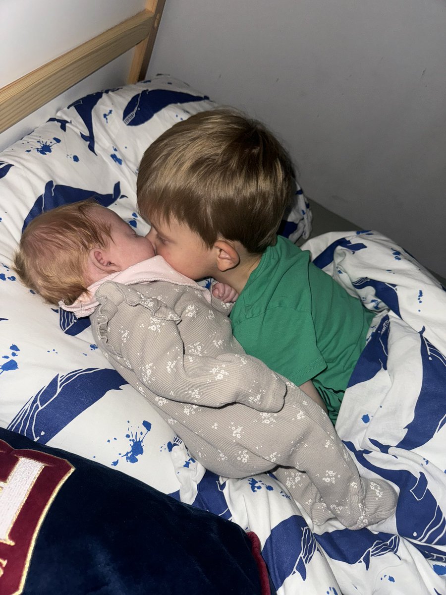 Mel_Chapman_'s tweet photo. Not been on here for a while but….forever grateful for our two beautiful babies 🥺❤️ being a mum of two has made my heart grow so much! So so lucky ❤️ https://t.co/ZovVa7AtBN