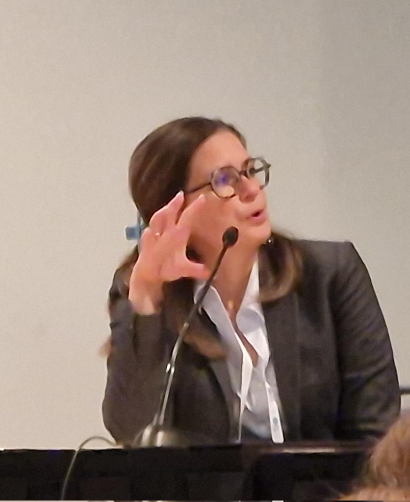<a href="/isfrfractures/">ORS ISFR</a> Very impressive presentation by Prof. Dr. Elisabeth Rosado Balmayor about the use of micro RNAs for the improvement of #bonehealing at #ISFR2024 <a href="/ORSsociety/">Orthopaedic Research Society</a>
