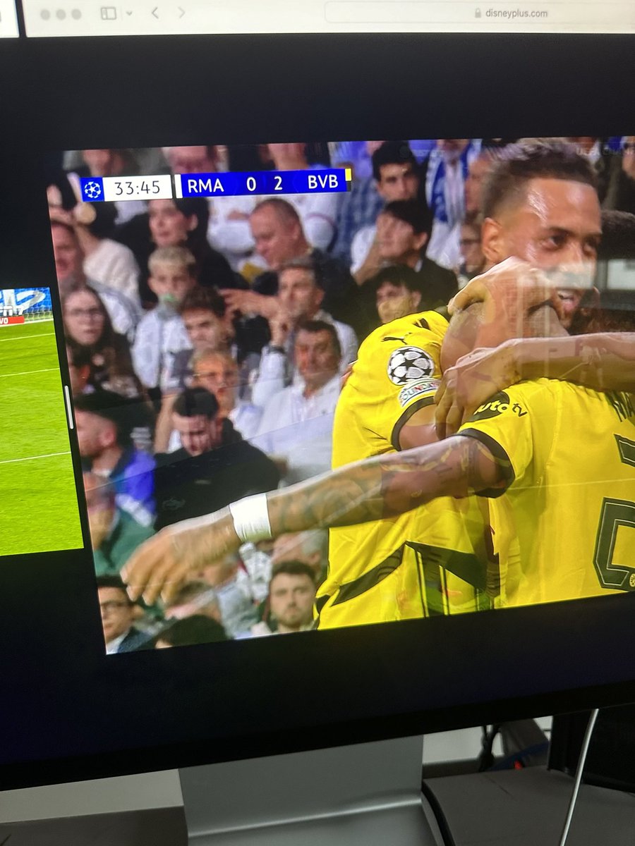 Loguito Fcb tweet media