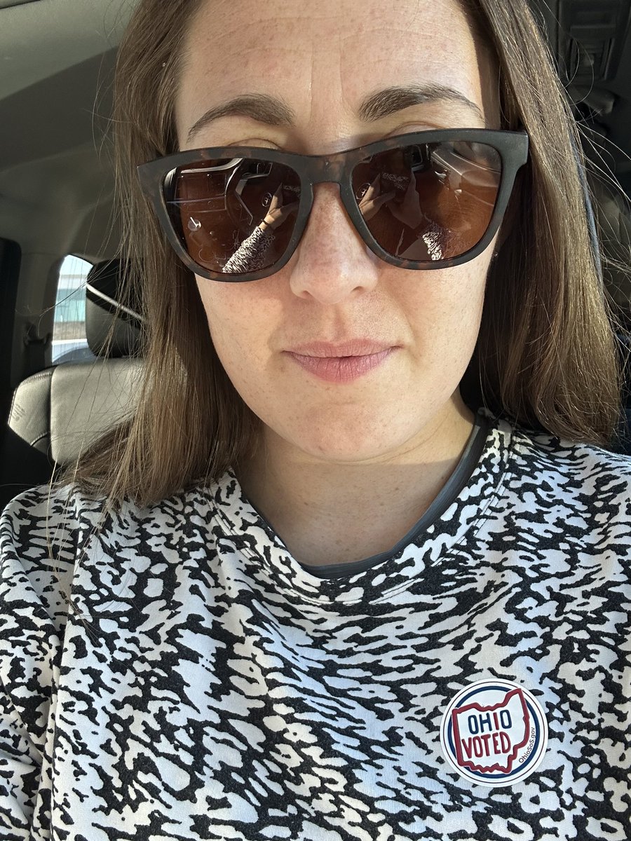 For people I’ve never met &amp; those I’ve met and love - went and voted even earlier than planned today 🗳️