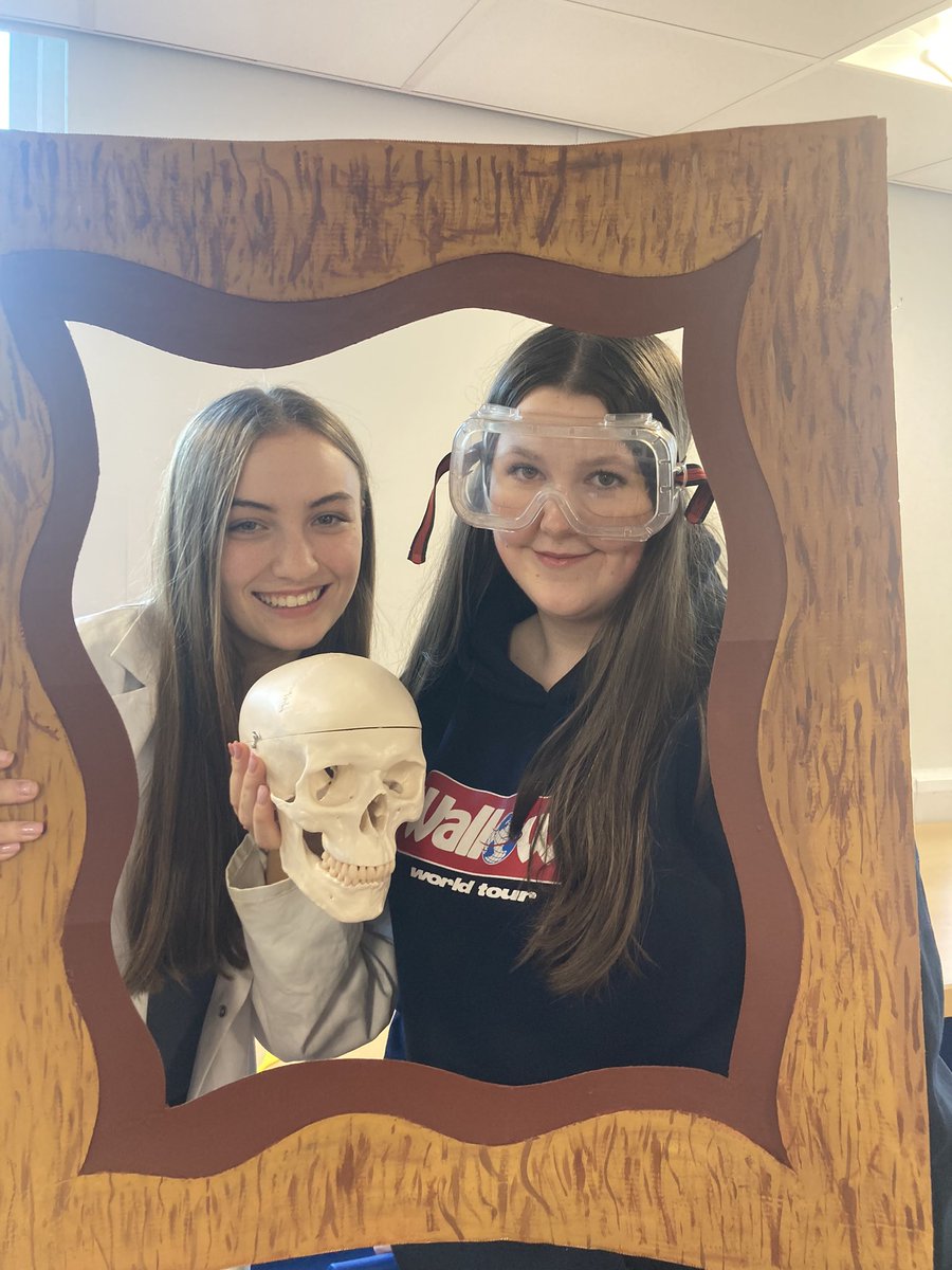 sm6form's tweet image. Your future in Science starts here at St Michael’s Sixth Form