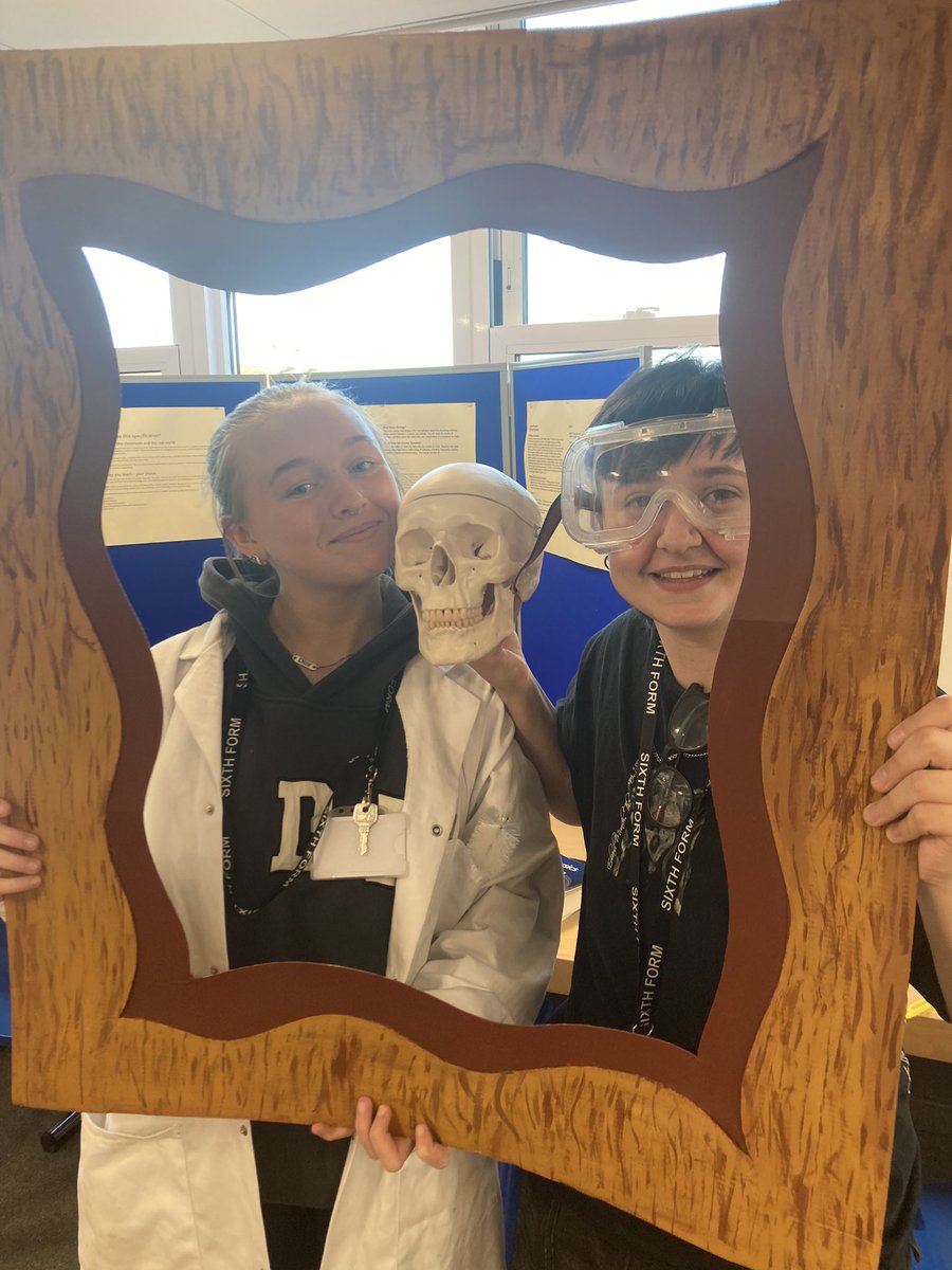 sm6form's tweet image. Your future career possibilities in Science start here at St Michael’s Sixth Form