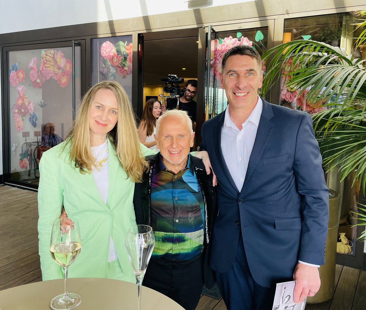 Oh,  the elation you feel when the memoir you’ve been toiling over for the past year-or-so drops onto your doormat 📘

Such a pleasure and a privilege to have helped the delightful <a href="/Wayne_Sleep/">Wayne Sleep OBE</a> tell his amazing story 🤩

JUST DIFFERENT is published on Thursday 31st October 🍾