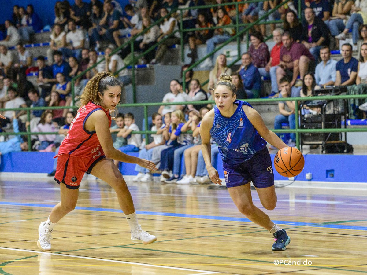 Con la pelotita, club nuevo, liga nueva, pero con muchas ganas e ilusión, feliz de estar acá!💙<a href="/NBF_Castello/">N.B.F. Castelló</a>
