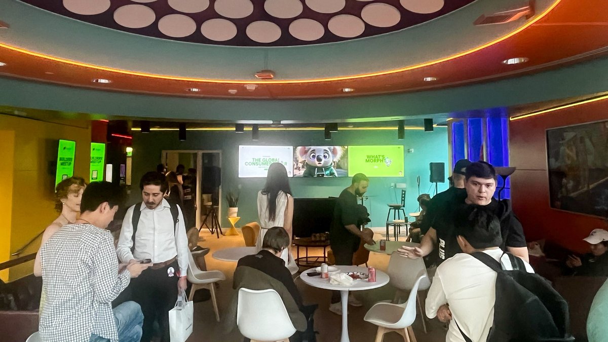 MorphNetwork's tweet photo. 💚 Thanks for stopping by SF! 👋

It was a BLAST hosting some of the best builders in town at our Builders' Meetup in San Francisco!

🐨 We. Keep. MORPHING. https://t.co/AuvdWvJCza
