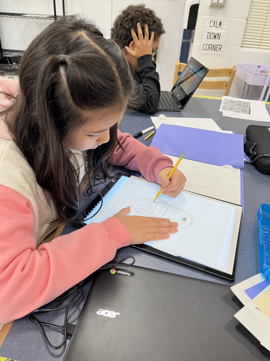 Mrs. Engers (@miaengers) on Twitter photo Playing with our new toys!!
<a href="/D59Brentwood/">Brentwood Elementary</a> 4th graders used these light boards to trace their sketches onto masterpiece paper! Playing with our new toys!!
<a href="/D59Brentwood/">Brentwood Elementary</a> 4th graders used these light boards to trace their sketches onto masterpiece paper!