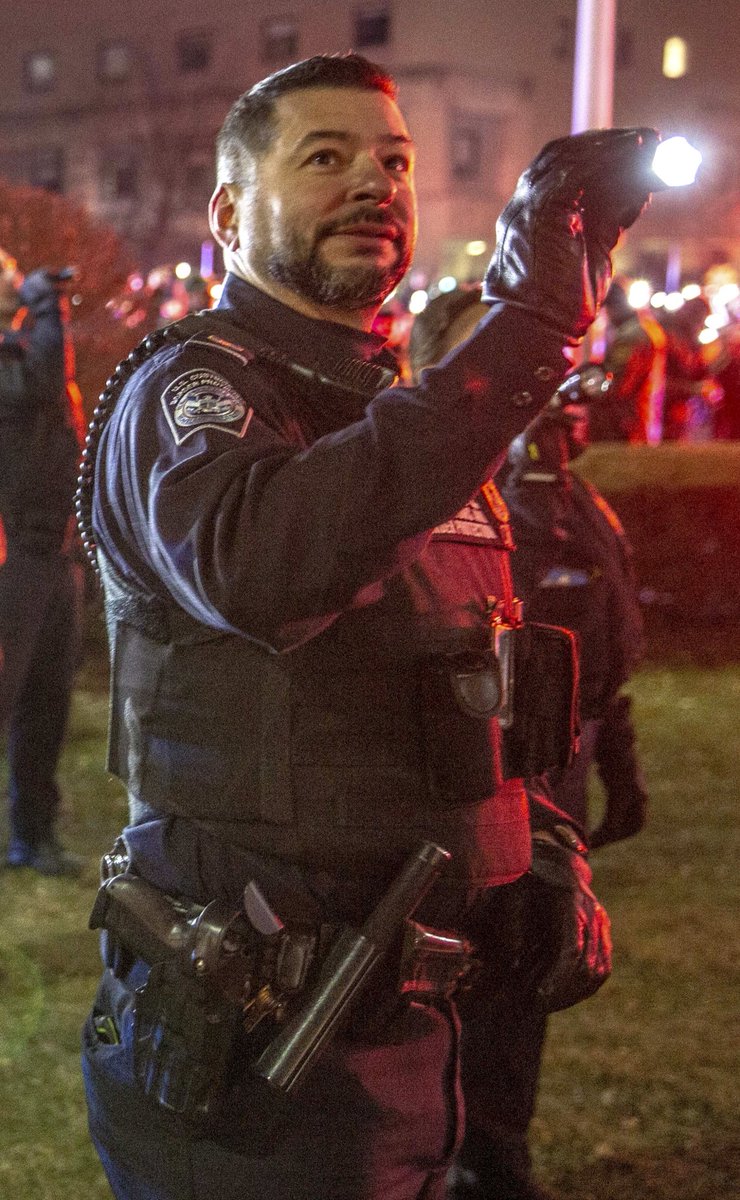 cops_real's tweet photo. https://t.co/YEIzCHuHuC