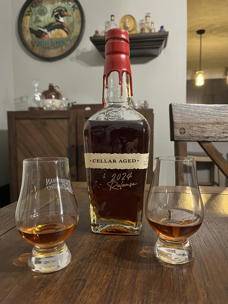gast_rich's tweet photo. I was lucky to get my hands on one of these and it is really good! #makersmark https://t.co/3SQwlxRkfE