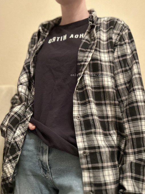 ๑ 𝐩𝐮𝐩ㅣthey/he ๑ - 1 pic. sup losers <3 https://t.co/48PjEgCPO6