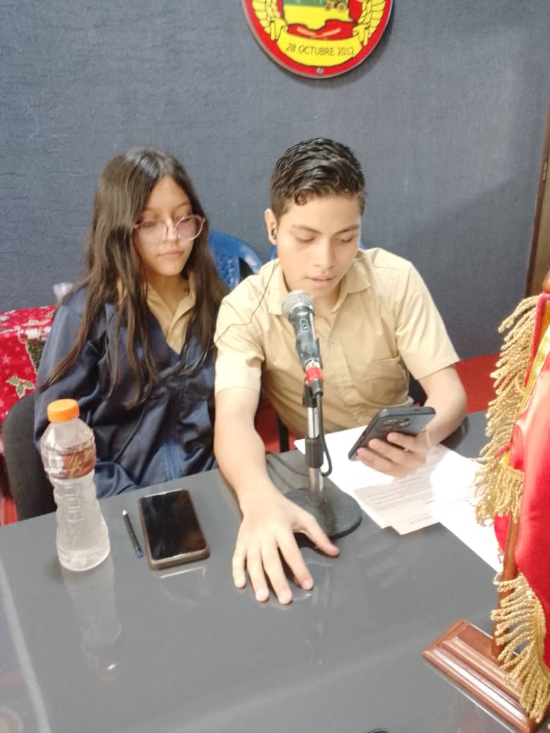 RadioPeques tweet media