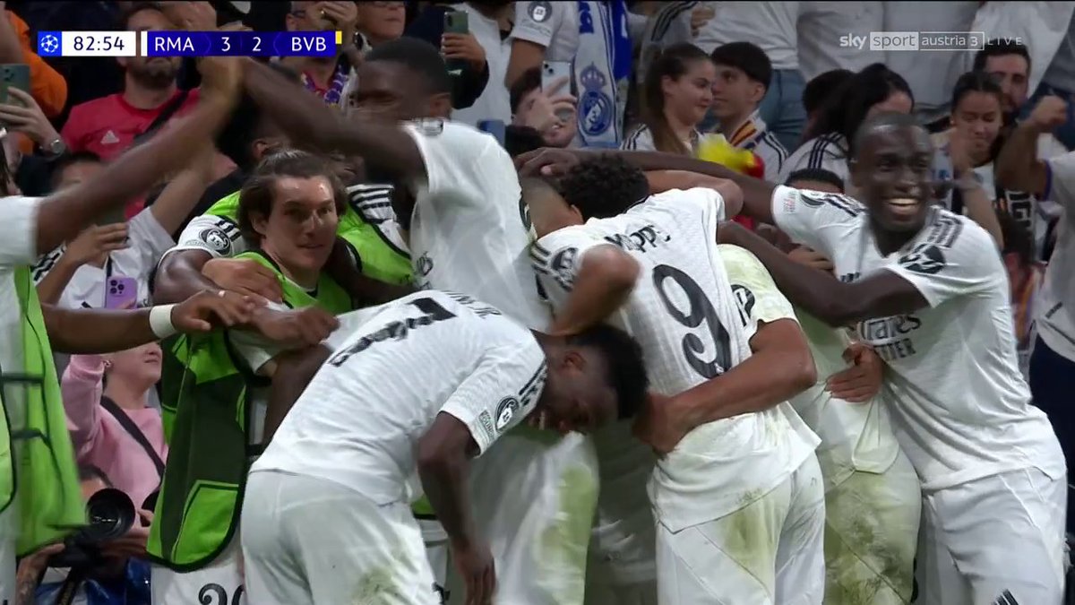 Insider Real tweet media