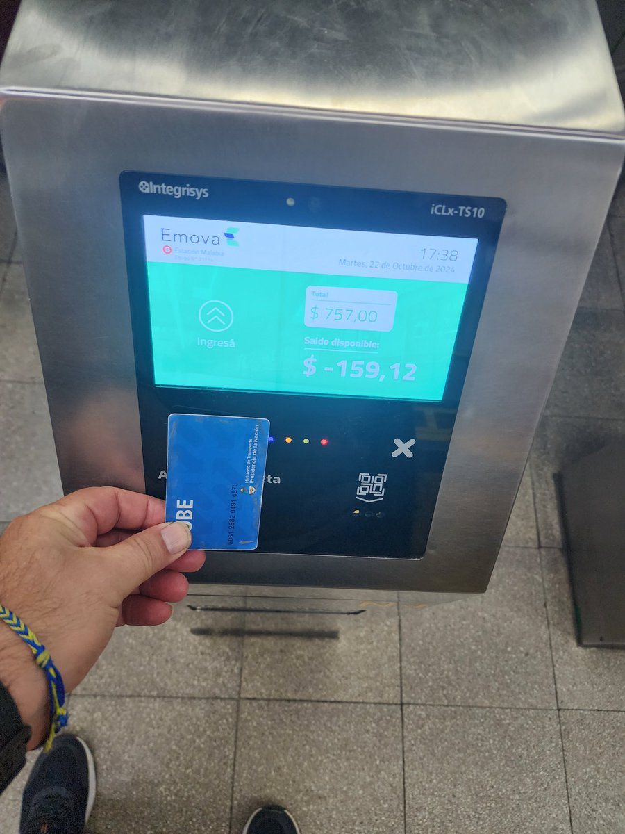 Adrián Albor tweet media