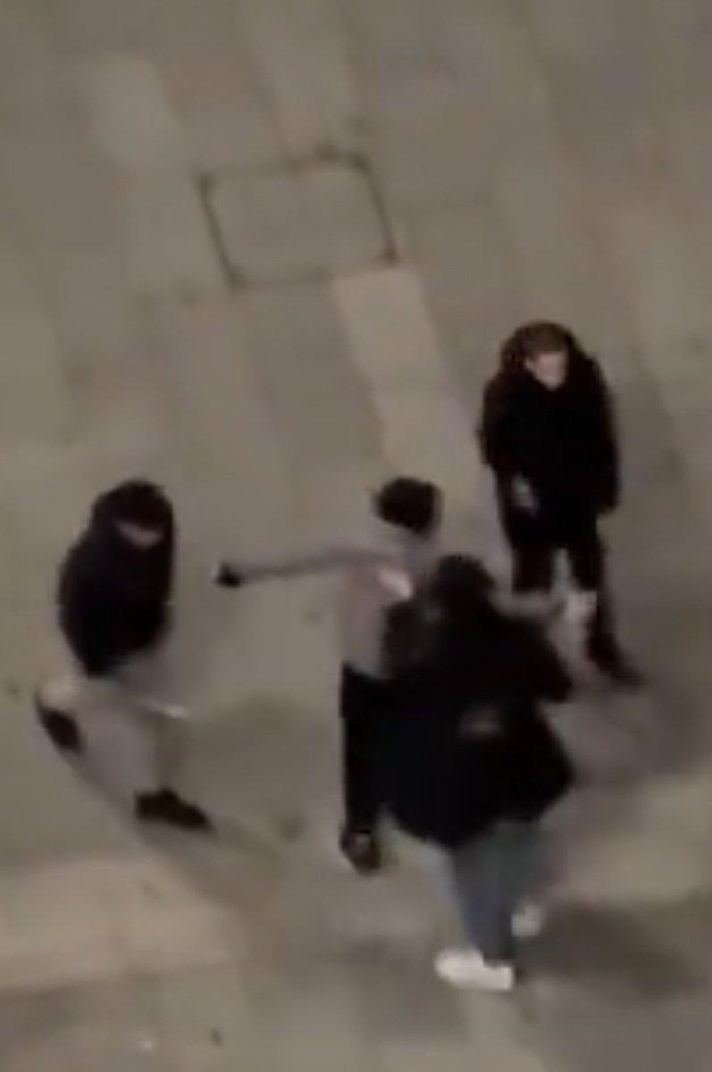 CrimeLdn's tweet photo. Happened outside wembley stadium tonight a male attacks another male with a knife. https://t.co/pxhhPsFIC2