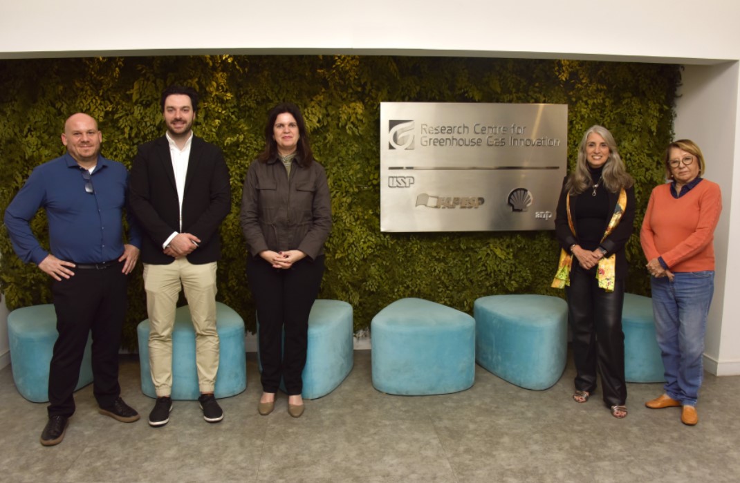 rcgipage's tweet photo. RCGI was pleased to host the visit of the Canadian Government.

We engaged in a valuable discussion about the opportunities and technology development.

We thank them for their presence and valuable contributions.

#RCGI #USP #ConsulateGeneralofCanada https://t.co/nCBG8mcyet