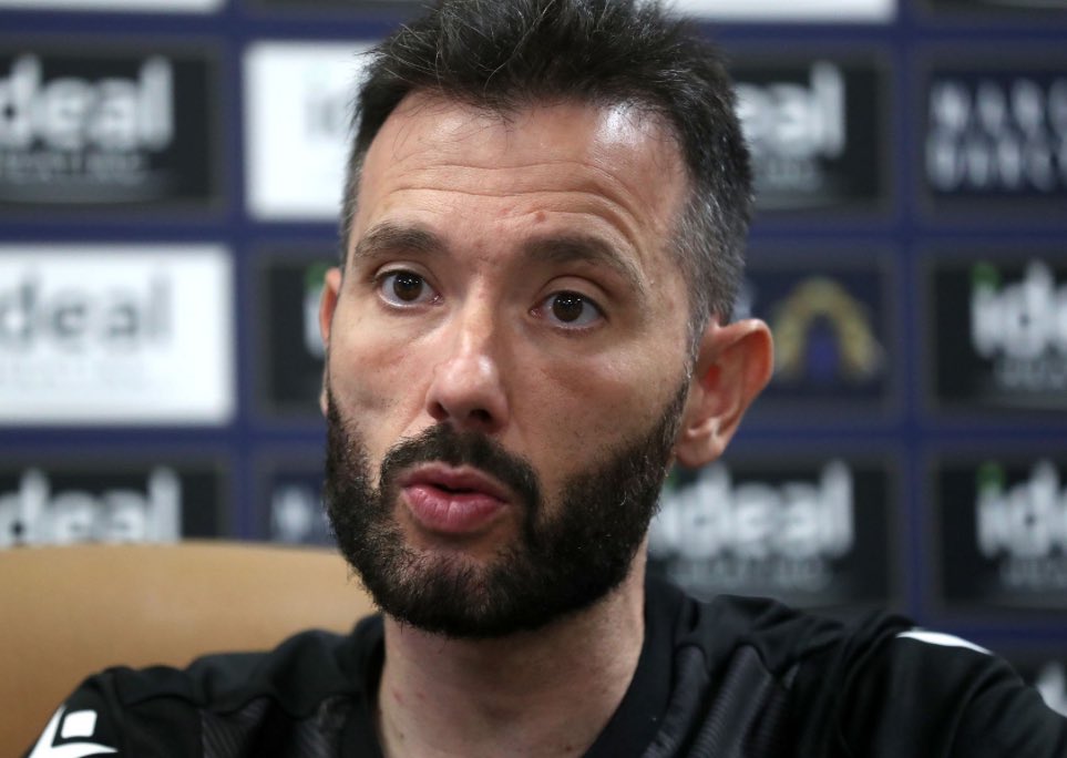 So, it’s just dawned on me how much <a href="/RalfLittle/">Ralf Little 💙</a> looks like our manager <a href="/CarlosCorberan/">Carlos Corberán</a> #wba #wbafc
