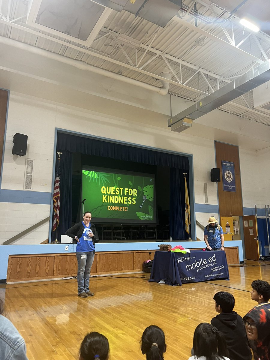 Huge thank you to <a href="/PtaMlk/">MLK PTA</a> for sponsoring today’s “Quest for Kindness Assembly.” Students had a wonderful time learning about finding courage to face their fear, how to stay positive even when facing challenges and teamwork. #WeAreOneEdison #mlkpride #mlkspirit #bluelions 💙🦁