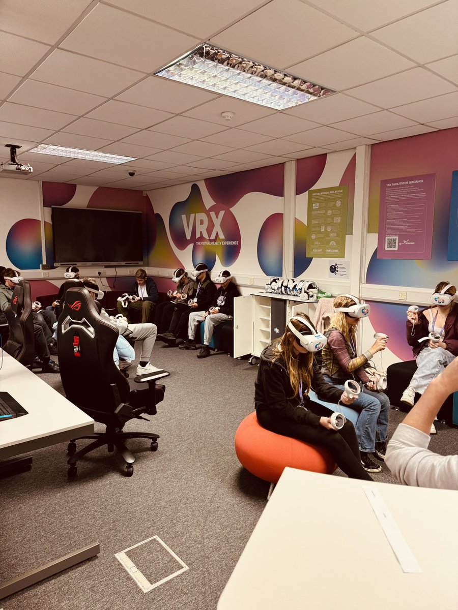 Sarah Hilton (@revisionstation) on Twitter photo Exciting lesson today in the <a href="/BSDCofficial/">BSDC</a> VRX suite using <a href="/Bodyswaps_VR/">Bodyswaps®</a> software to simulate interviews. Great being able to use new technology as a #businessteacher.  #edubus #busedu all pics with permission. Exciting lesson today in the <a href="/BSDCofficial/">BSDC</a> VRX suite using <a href="/Bodyswaps_VR/">Bodyswaps®</a> software to simulate interviews. Great being able to use new technology as a #businessteacher.  #edubus #busedu all pics with permission.