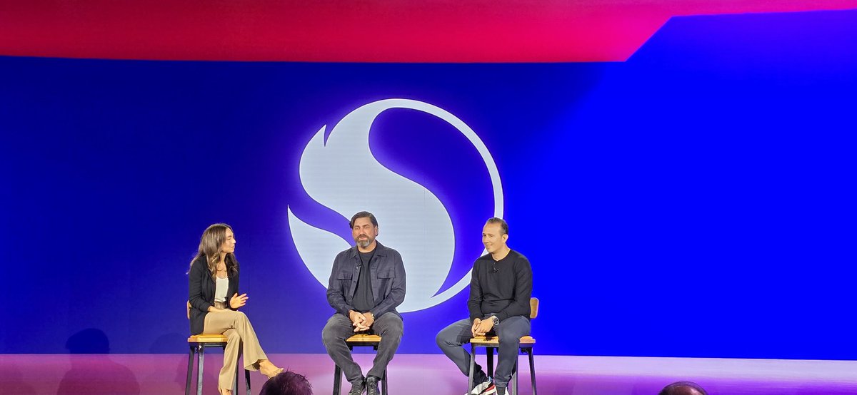 <a href="/Qualcomm/">Qualcomm</a> <a href="/nakulduggal/">Nakul Duggal</a> <a href="/Snapdragon/">Snapdragon</a> <a href="/AnalystSoumen/">Soumen Mandal</a> <a href="/Inquisitiveme17/">Mohit Sharma</a> <a href="/MobilePeter/">Peter Richardson</a> <a href="/MercedesBenz/">Mercedes-Benz</a> <a href="/Li_Auto_/">Li Auto</a> <a href="/Google/">Google</a> <a href="/geffgen/">Gretchen Effgen</a> <a href="/donnymac/">Don McGuire</a> <a href="/cristianoamon/">Cristiano R. Amon</a> <a href="/CounterPointTR/">Counterpoint Research</a> <a href="/BradyWang10/">Brady Wang</a> <a href="/Snapdragon_IN/">Snapdragon India</a> <a href="/MercedesAMGF1/">Mercedes-AMG PETRONAS F1 Team</a> <a href="/TotoWolff_/">Toto Wolff</a> <a href="/GadgetFreak4U/">Ritesh Bendre</a> On stage for a 🔥side chat moderated by <a href="/Qualcomm/">Qualcomm</a> Amanda Belcastro with <a href="/EpicGames/">Epic Games Store</a> <a href="/UnrealEngine/">Unreal Engine</a> <a href="/Bill_Clifford/">Bill Clifford</a> &amp; <a href="/Rivian/">Rivian</a> <a href="/WassymBensaid/">Wassym Bensaid</a> on Qualcomm partnership to bring AAA grade visuals for in-vehiclr visual experiences from digital twins to gaming.

Bill: Almost 500x gains for